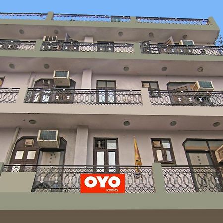 Flagship Hotel Decent Stay Near Pvr Vikaspuri Delhi Нью-Делі Екстер'єр фото