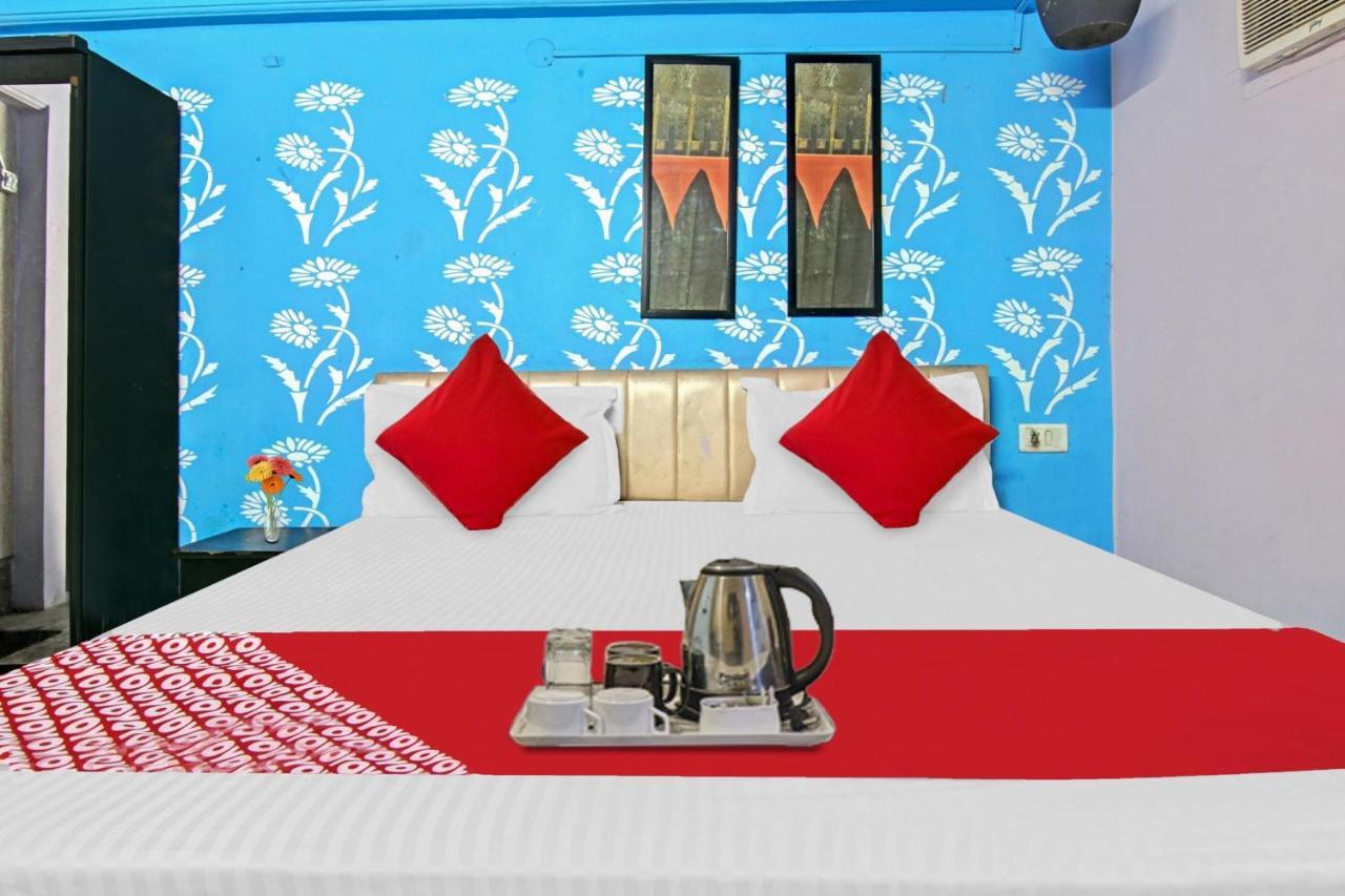 Flagship Hotel Decent Stay Near Pvr Vikaspuri Delhi Нью-Делі Екстер'єр фото